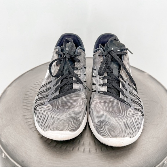 Nike Free TR 6 Womens Running Shoes Low Top Sneakers Black 833424-001 - Picture 2 of 9